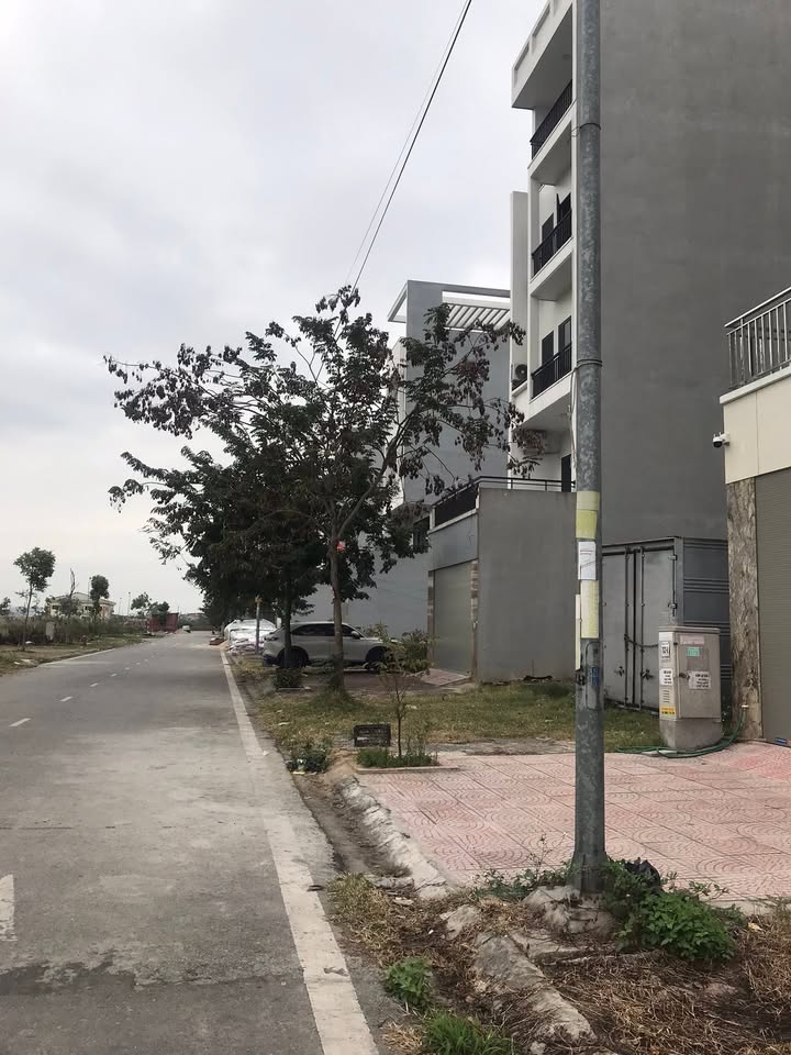 Đất nền Khắc Niệm Bắc Ninh 93m² giá 7.9 tỷ - Vị trí kinh doanh siêu đẹp!