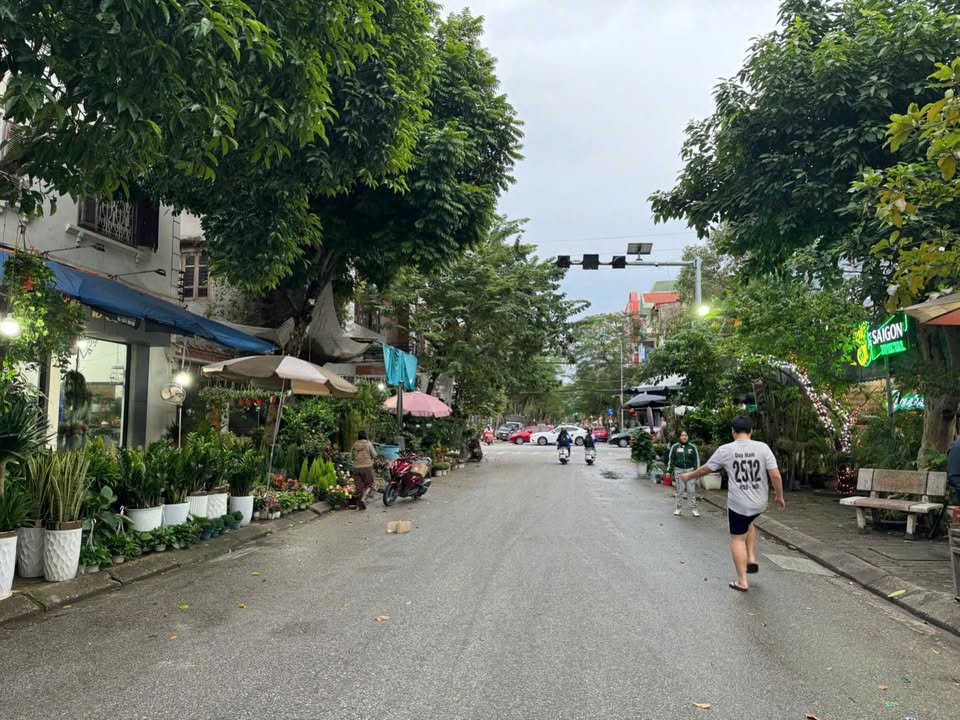 Nhà 2 tầng đường Nguyễn Cao, 130m² giá 11 tỷ - Gần chợ Đọ, chính chủ!