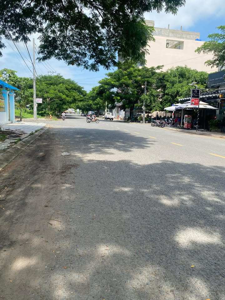 Bán 4 Nền Đất Liền Kề KĐT Việt Sinh 90m² - Hướng Đông Nam, Giá Thỏa Thuận