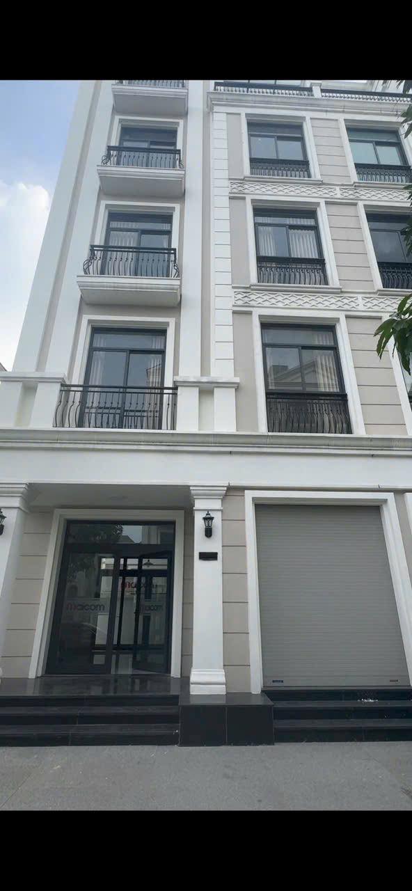 Nhà phố cho thuê Vinhomes Grand Park Thủ Đức 30 triệu - Không thể bỏ lỡ!
