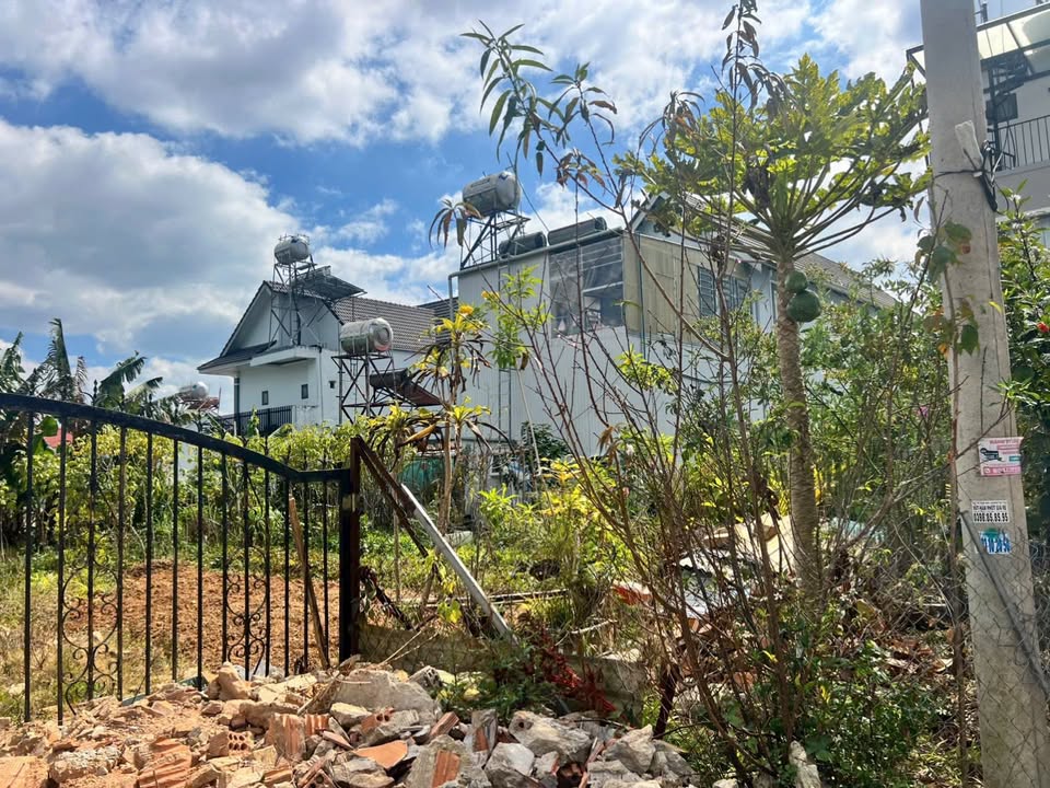 Bán lô đất thổ cư 97m² tại phường Lang Biang, Đà Lạt - Giá 3.2 tỷ, thương lượng ngay!