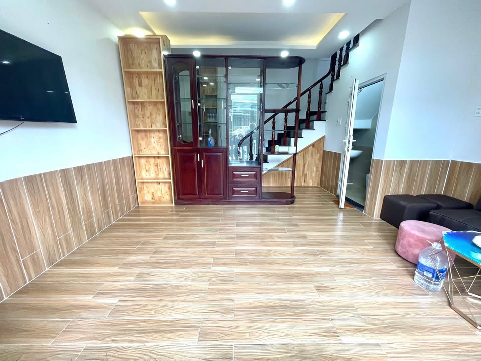 Nhà nguyên căn cho thuê tại đường Hoàng Diệu, Đà Lạt 2PN - Phù hợp ở và kinh doanh!