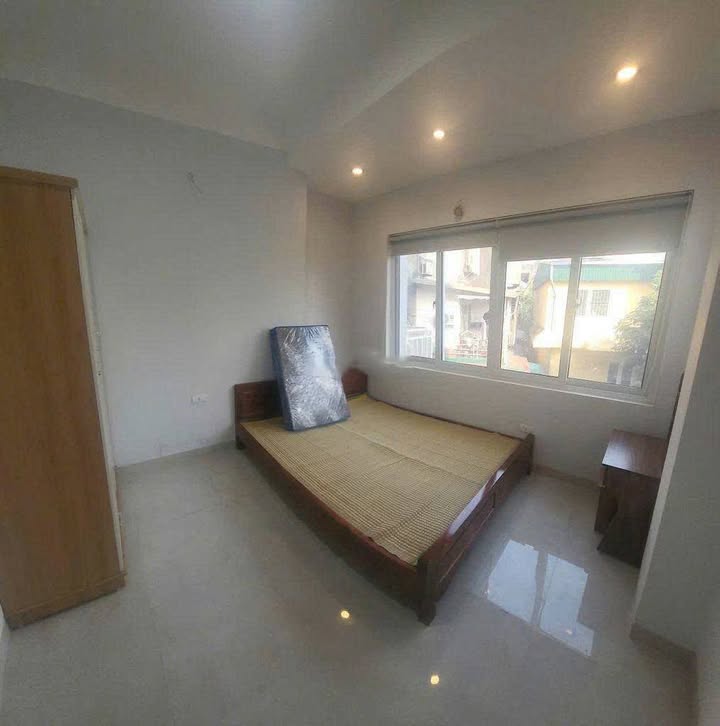 Căn hộ cho thuê tại Phố Phương Mai, Quận Đống Đa, 45m² - Sẵn sàng vào ở ngay!