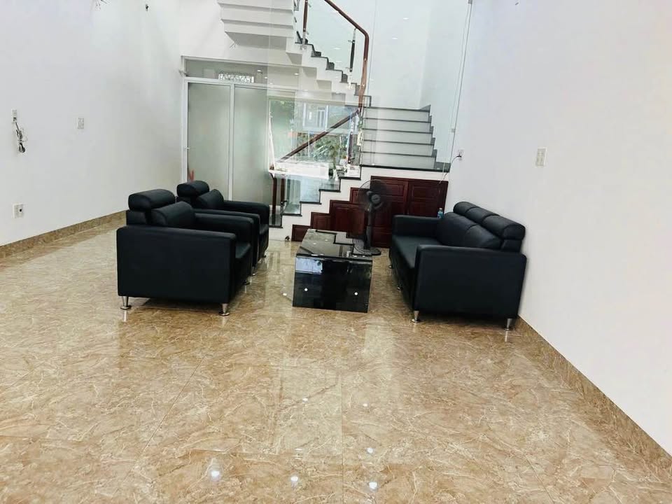 Bán nhà 2 tầng mặt tiền Ông Ích Đường 100m² giá chưa đến 10 tỷ - Đầu tư kinh doanh sinh lời!