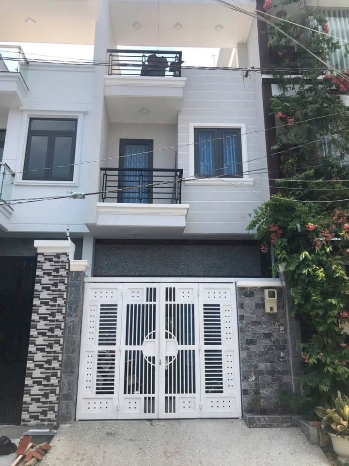 Nhà 1 Trệt 2 Lầu Đường Ngô Chí Quốc 64m² giá 5.999 tỷ - An ninh và sầm uất!