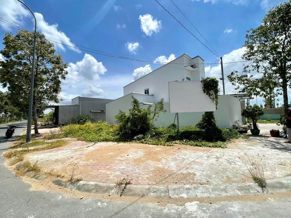 Đất nền 148m² khu đô thị 5A Sóc Trăng - Giá chỉ 2 tỷ, hai mặt tiền đường!