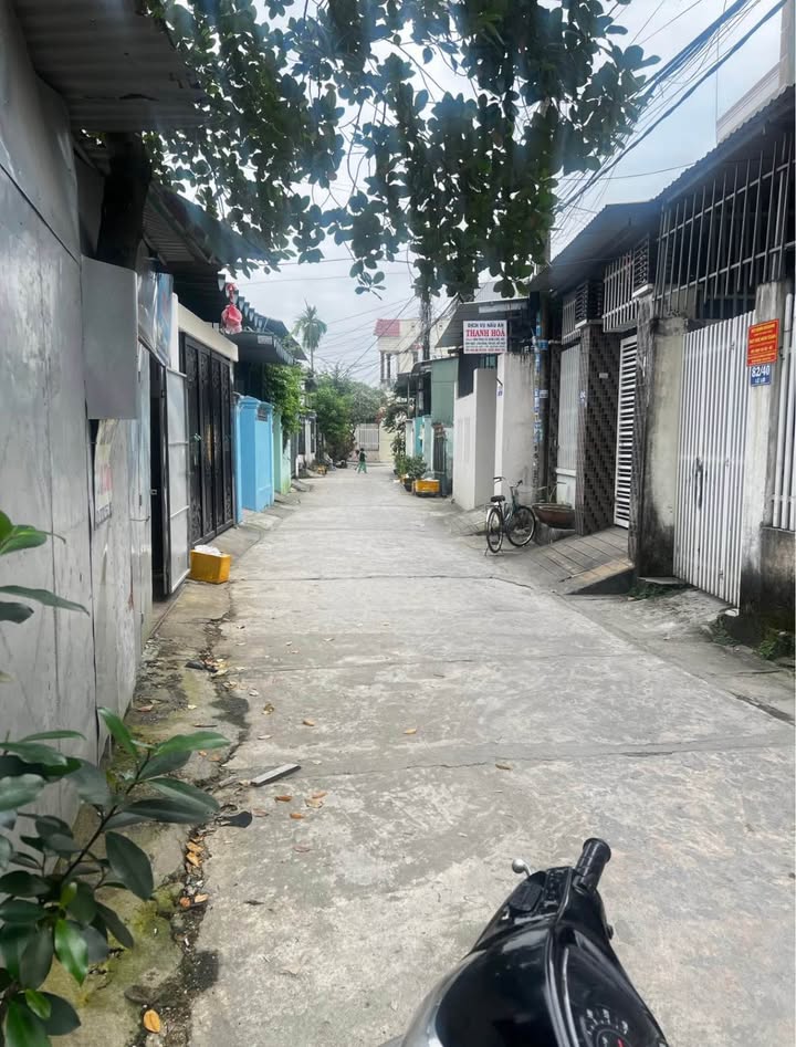 Nhà mặt tiền hẻm 82 Lê Lợi, 130m² giá chỉ 1 tỷ - Vị trí đắc địa, tiện ích bao quanh!