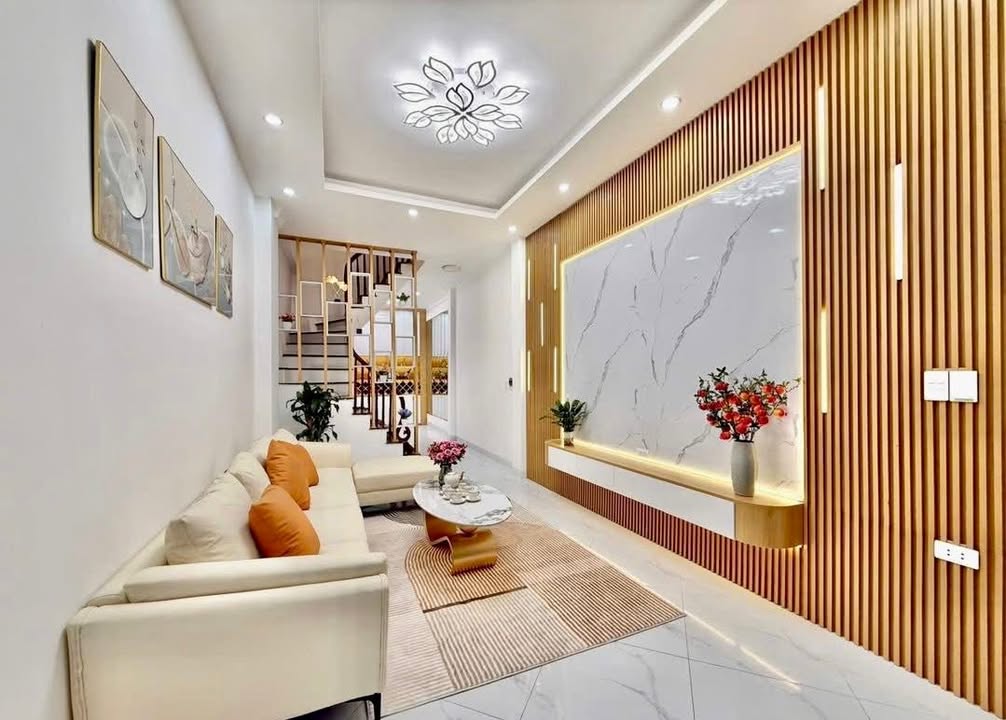 Nhà phố Trương Định, Quận Hai Bà Trưng 35m² giá 6 tỷ - Full nội thất sang trọng!