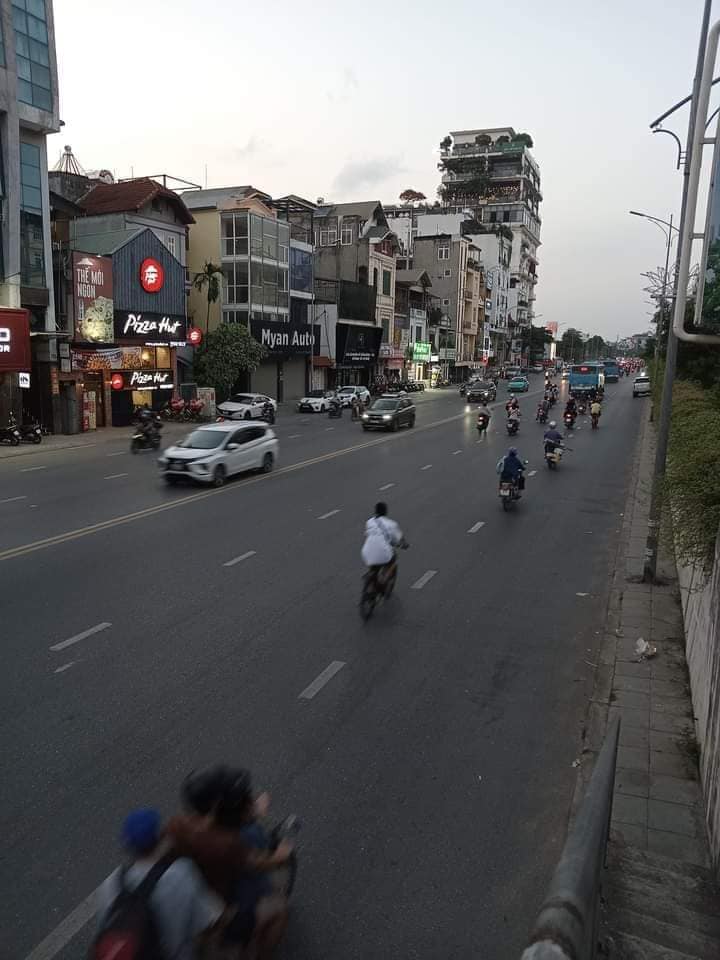 Nhà phố Nghi Tàm, Yên Phụ, Tây Hồ 45m² giá 18.8 tỷ - Kinh doanh đỉnh cao!