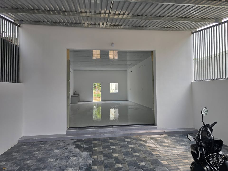 Cho thuê mặt bằng mới xây Đường D7, Thủ Dầu Một, 567m² - Thích hợp cho kho xưởng, quán ăn!