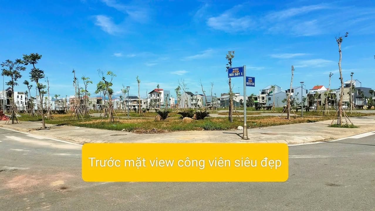 Đất góc 2 mặt tiền Bãi Sậy, view công viên 160m² giá chỉ 3.65 tỷ - Cơ hội đầu tư tuyệt vời!
