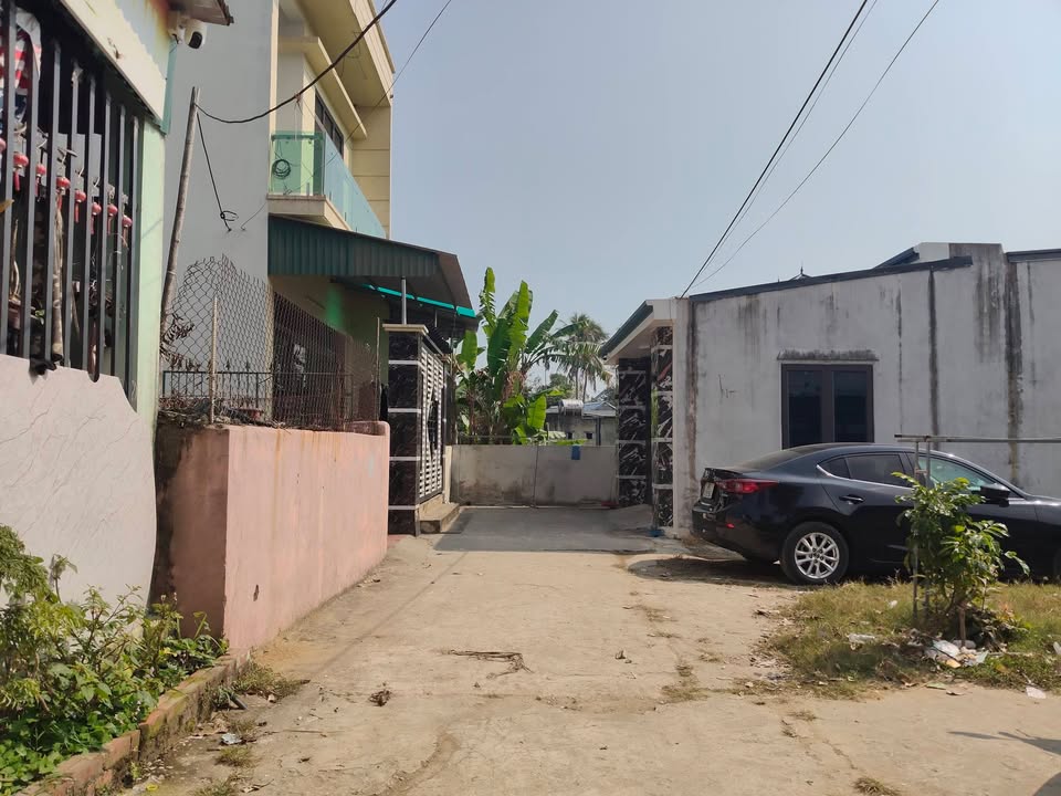 Đất + Nhà Thanh Thái, Quảng Cư, Sầm Sơn 200m² - Gần Trường Học, Giá Tốt!