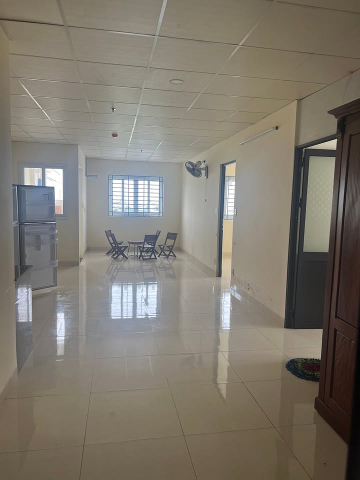 Căn hộ cho thuê tại Âu Cơ, Đà Nẵng 70m² giá 5 triệu - Căn góc thoáng đãng, nội thất đầy đủ!