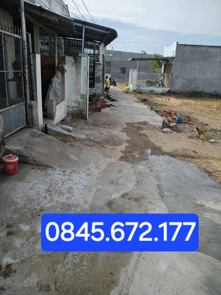 Nhà mới tại Hòa Đa, Tuy Phong, 98m² giá 570 triệu - Đón Tết ngay!