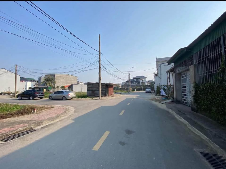 Lô đất mặt đường Ngô Quảng, Hưng Dũng 111m² giá 5 tỷ - Đầu tư sinh lời lý tưởng!
