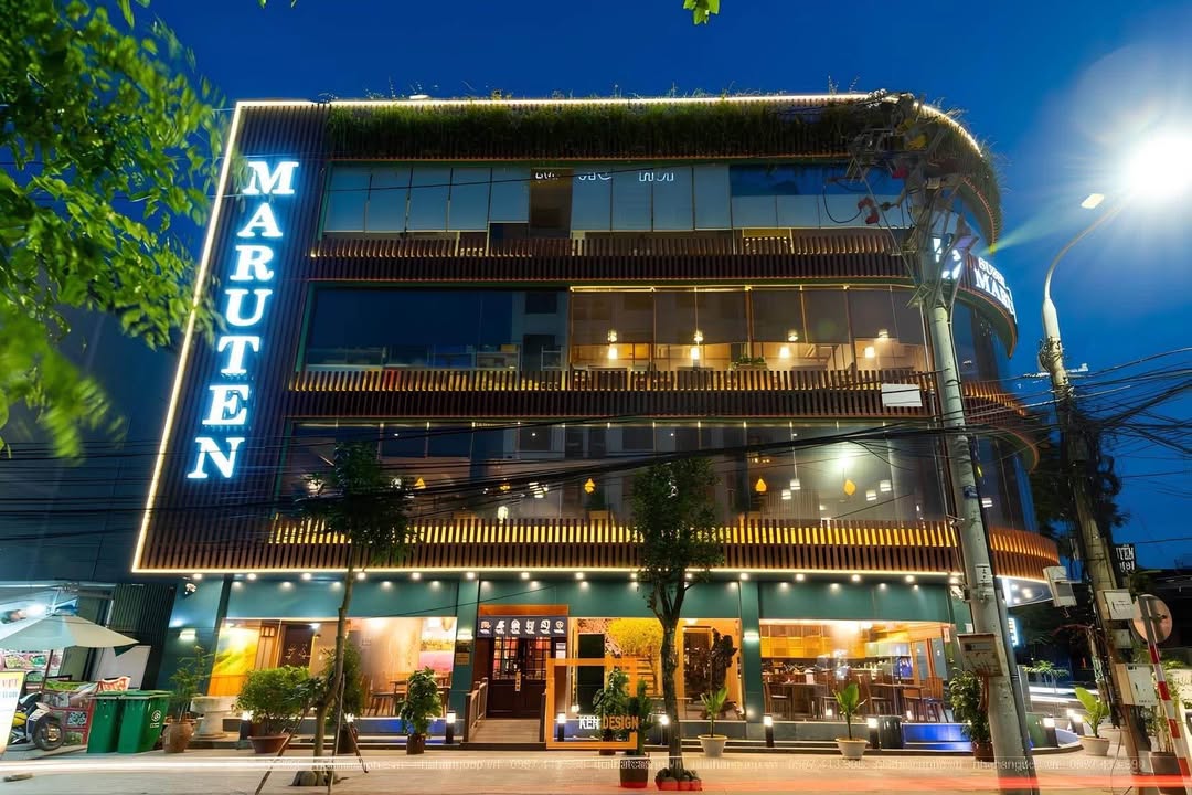 Cho thuê tòa nhà mặt phố Lâm Hạ, Long Biên 270m² giá 250 triệu - Đầu tư sinh lời ngay!