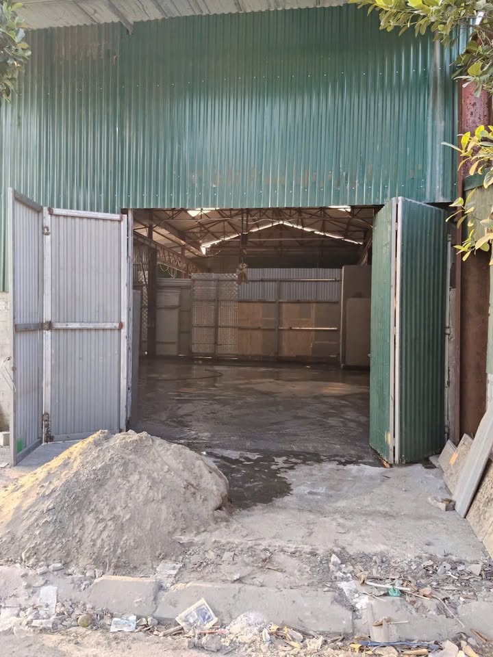Kho cho thuê 220m² tại Cao Xanh, Hạ Long - Giá chỉ 12 triệu/tháng