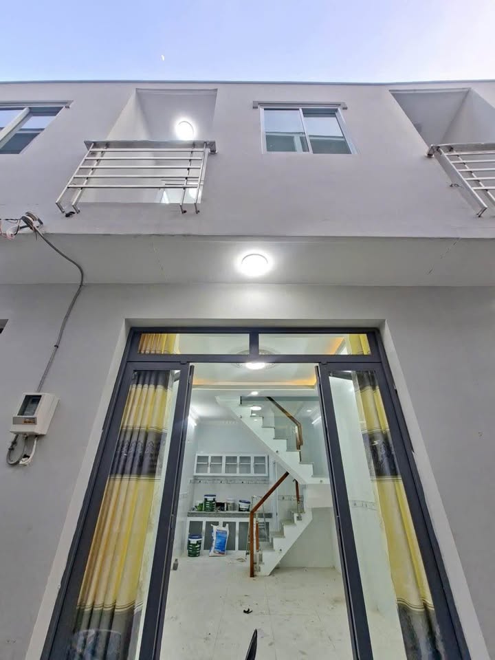 Nhà bán 2581 Huỳnh Tấn Phát, Nhà Bè, 28m² giá 1.25 tỷ - Sổ hồng chính chủ!