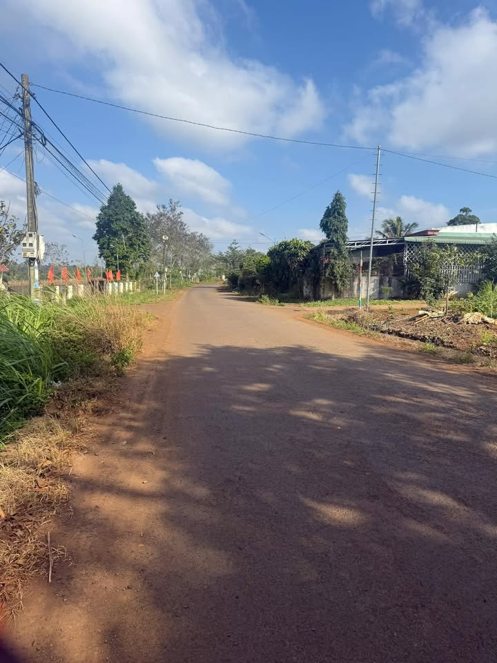 Đất nền kinh doanh đường Nguyễn Thị Minh Khai, Ea Kar 165m² giá chỉ 1 tỷ - Cơ hội đầu tư hiếm có!