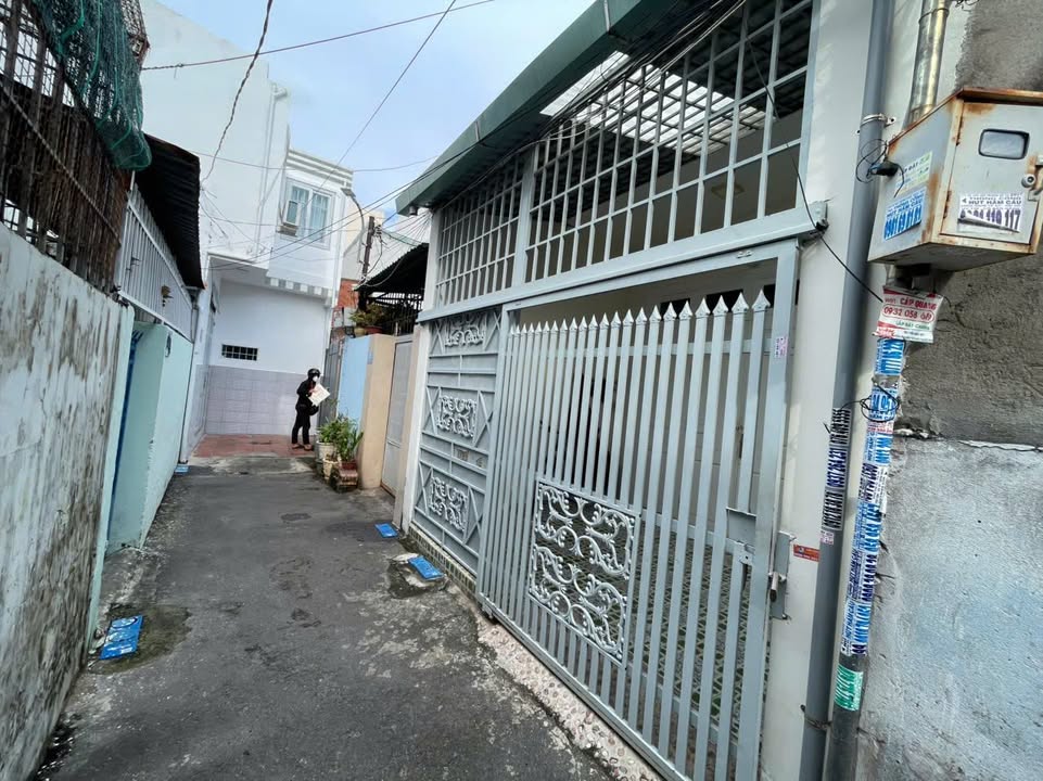 Nhà Ngô Đức Kế, P7, Vũng Tàu 82.4m² giá 4.5 tỷ - Sổ đỏ chính chủ, tiện xây mới!