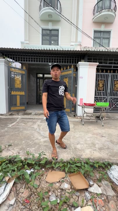 Nhà 2 lầu 1 trệt Tân Kim 74m² giá 2.6 tỷ - Sẵn sàng vào ở ngay!