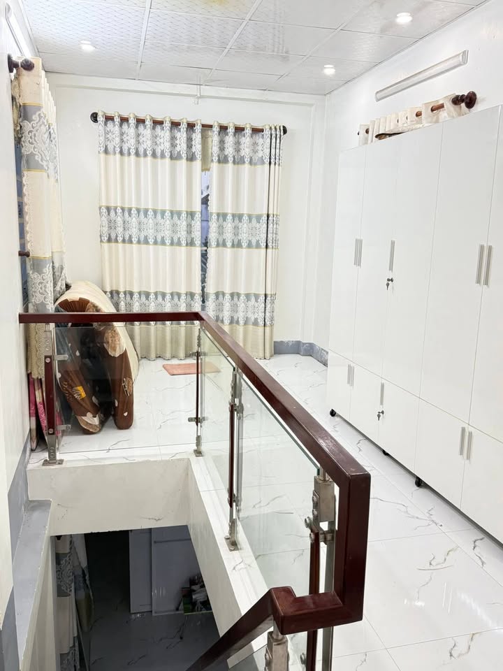 Nhà 3 tầng ấp 2, Trà Ôn, Vĩnh Long 99m² giá 2.9 tỷ - Tặng full nội thất!