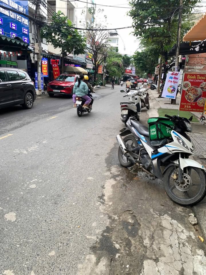 Nhà nguyên căn cho thuê tại Đường Châu Thị Vĩnh Tế, Đà Nẵng 110m² - Phù hợp kinh doanh và ở