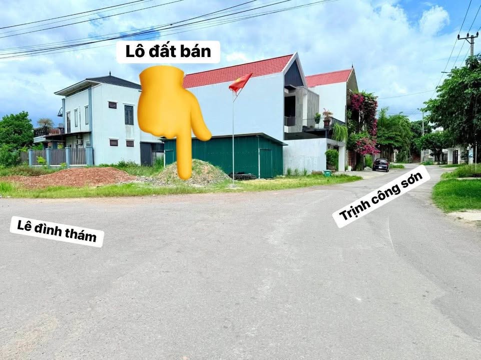 Đất 2 mặt tiền Trịnh Công Sơn và Lê Đình Thám 180m² giá 2.3 tỷ - Cơ hội đầu tư tuyệt vời!