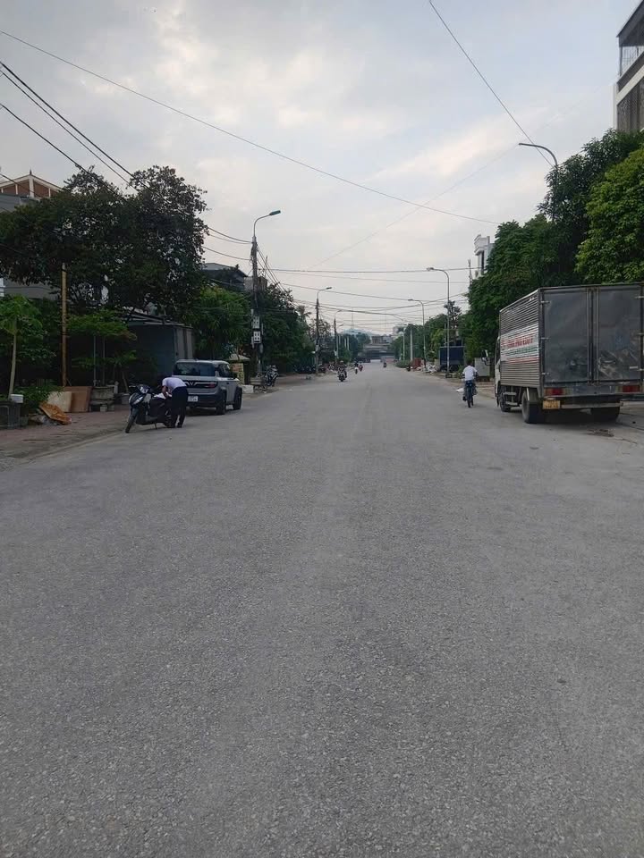 Nhà bán Lý Nam Đế, Phường Hạc Thành 70m² - Sổ đỏ chính chủ, giá thỏa thuận!