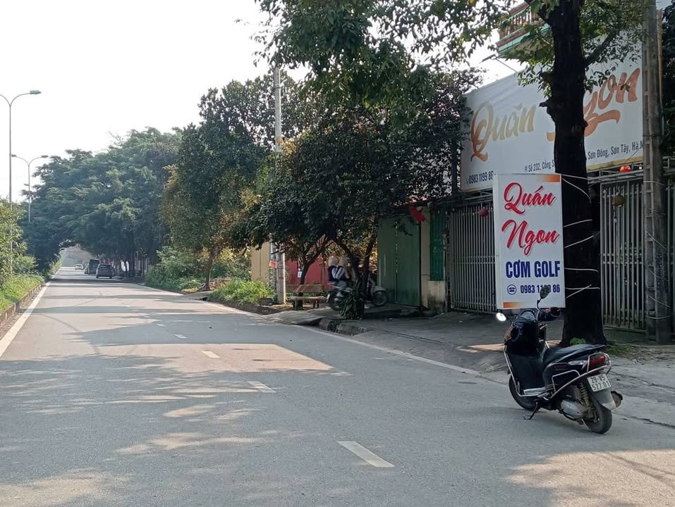 Mặt tiền FrontHouse Đường Đôi Sơn Tây 300m² - Kinh doanh tốt, vị trí đắc địa!