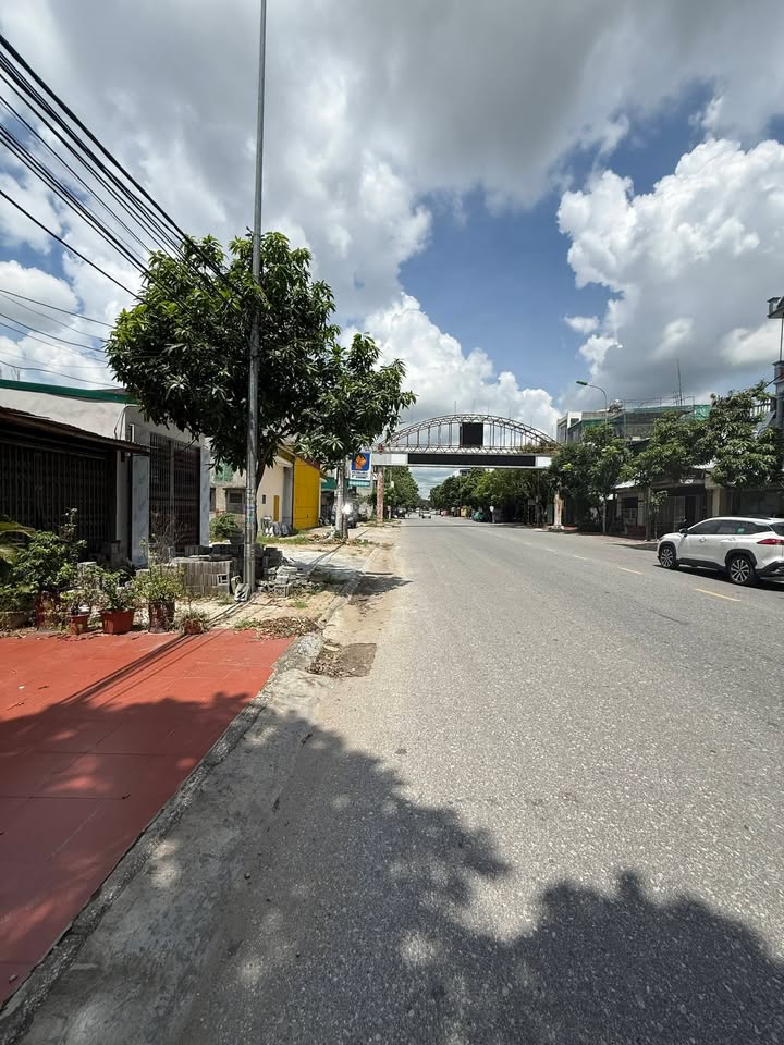 Nhà mặt đường 39, Huyện Thái Thụy, 80m² - Thiết kế đẹp, thuận tiện kinh doanh!