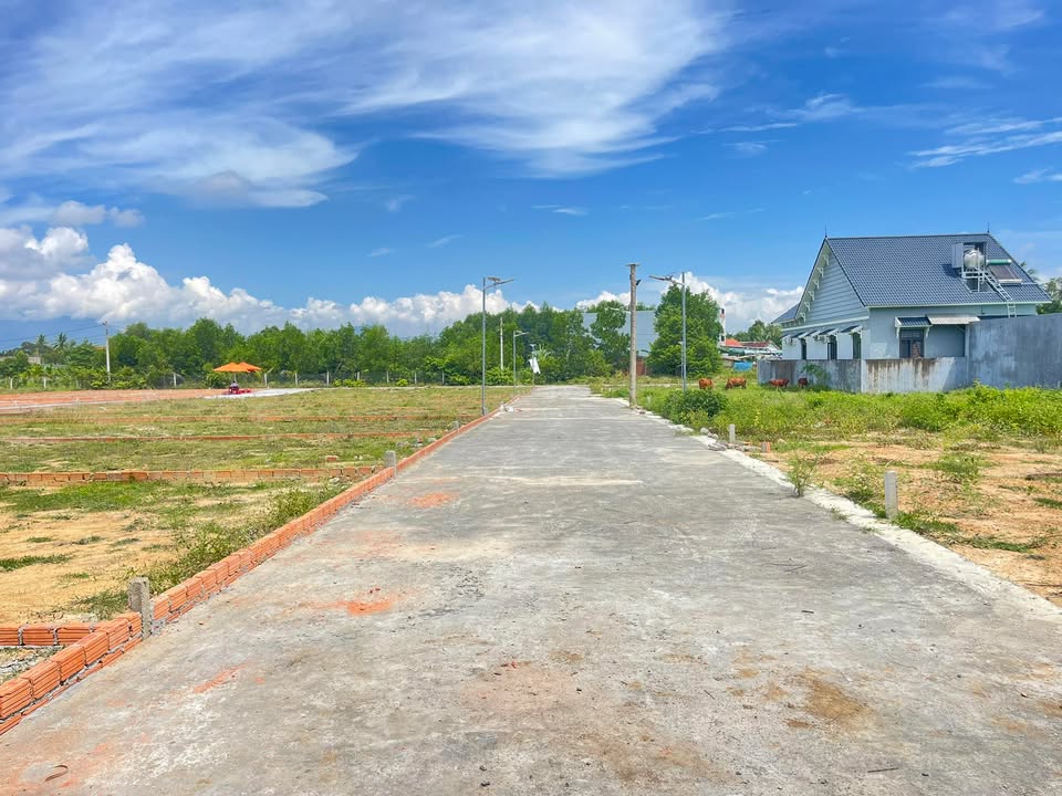 Đất nền Hòa Sơn Đà Nẵng 120m² giá chỉ 1.4 tỷ - Cơ hội đầu tư hấp dẫn!