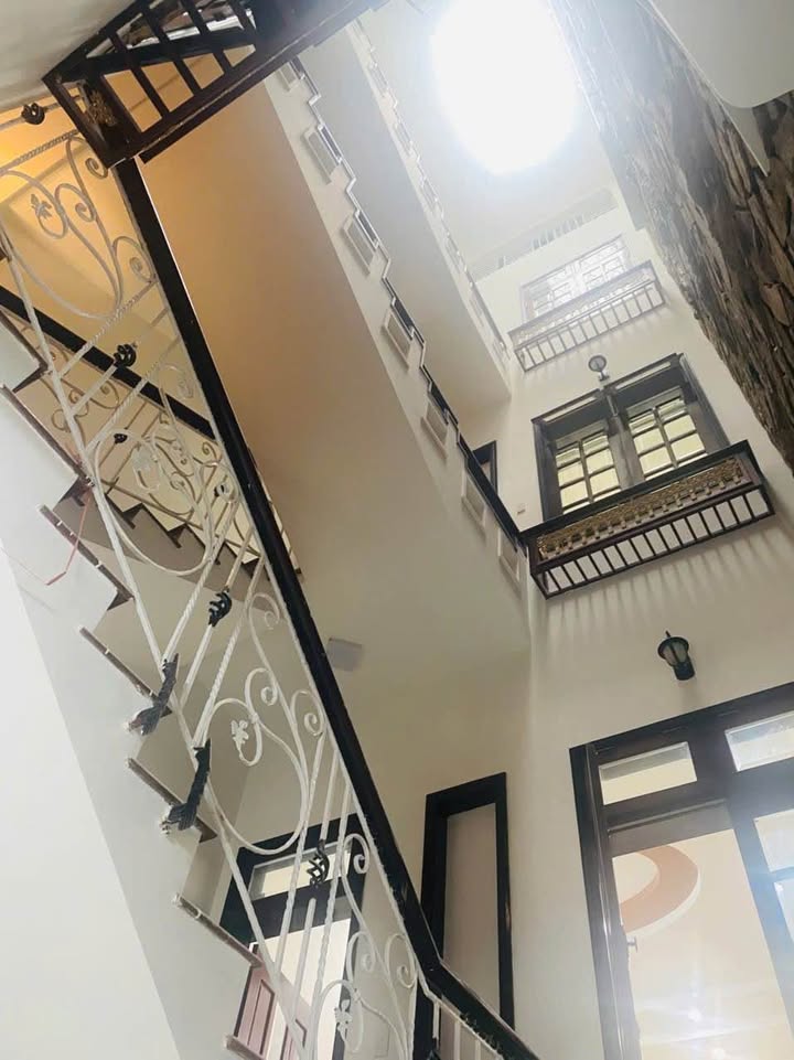 Nhà phố mặt tiền Hải Hồ, Đà Nẵng 81m² giá 10.8 tỷ - Cơ hội đầu tư hấp dẫn!