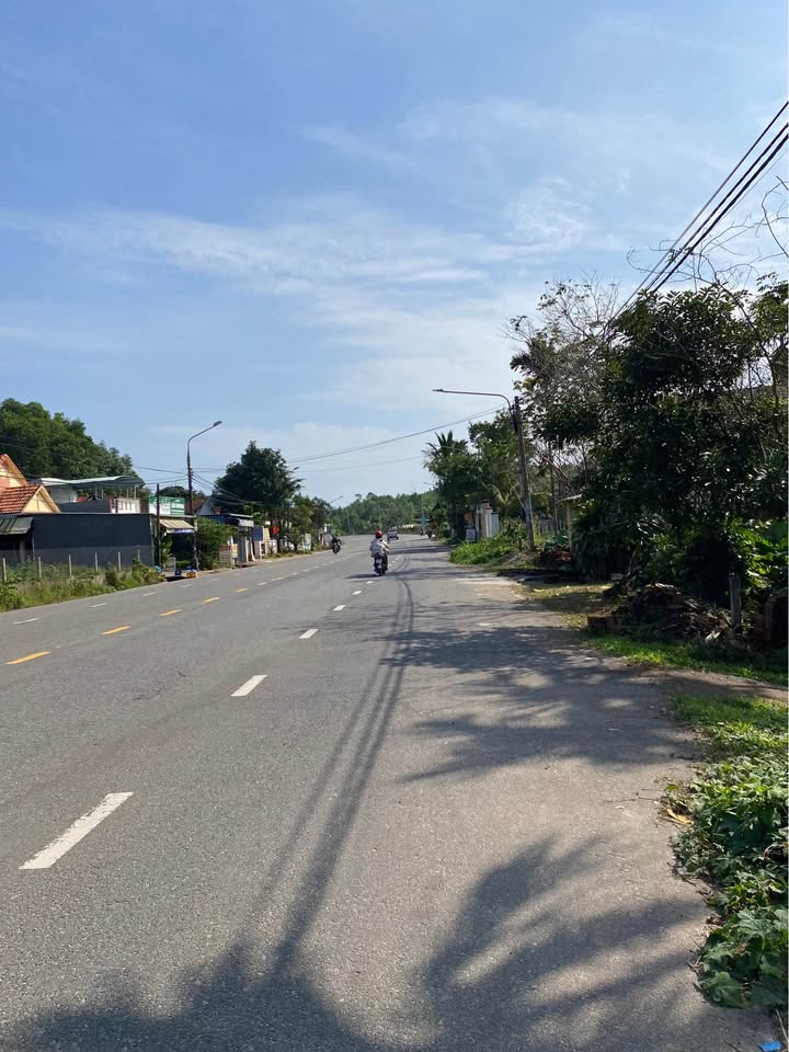 Đất nền mặt tiền đường Duy Tân, Tam Kỳ 500m² giá 2 tỷ - Cơ hội đầu tư sinh lời!