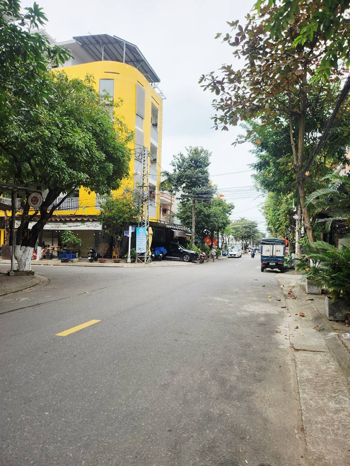 Mặt phố kinh doanh Hòa Cường, Hải Châu 90m² giá 9.6 tỷ - Đầu tư sinh lời ngay!