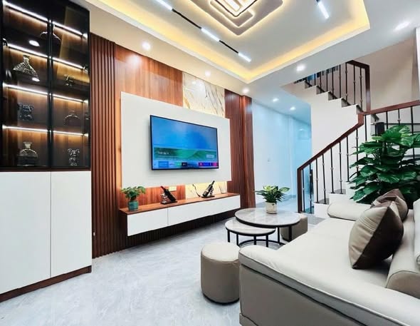 Nhà 3 tầng đẹp tại xã Vân Côn, Hoài Đức 46m² giá 4,2 tỷ - Gần chợ và trường học!