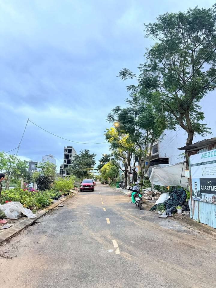 Đất nền Khu Sơn Thuỷ Đà Nẵng 100m² giá 7.3 tỷ - Mặt tiền công viên thoáng đãng!