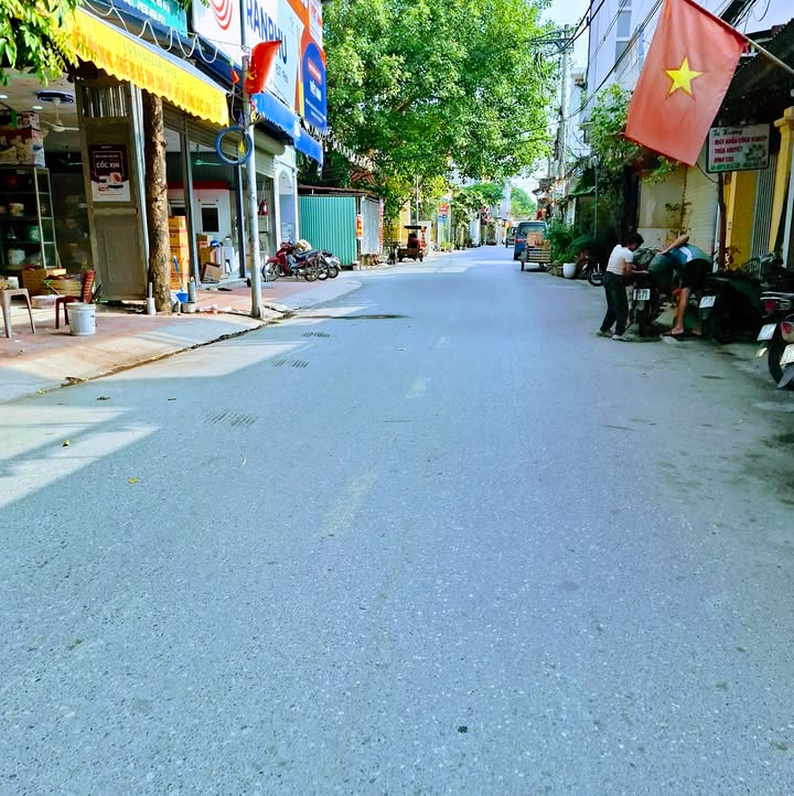 Đất Phú Lương, Hà Đông 44m² giá 4 tỷ - Khu kinh doanh sầm uất, ngõ rộng