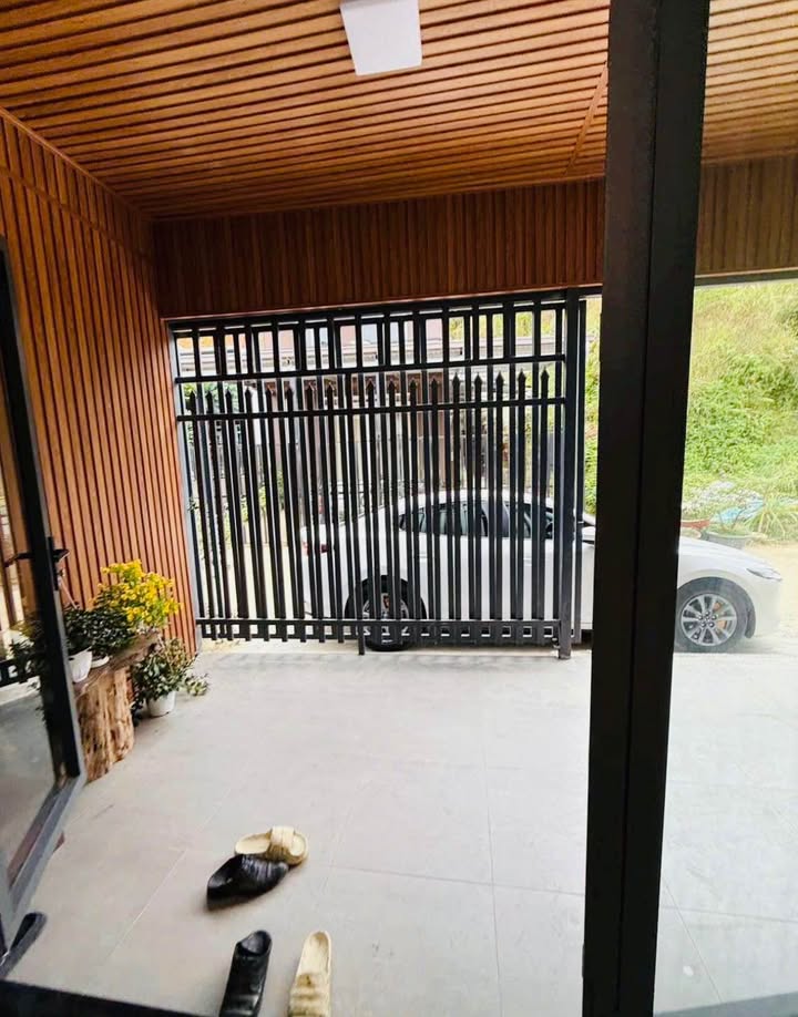 Nhà phố Xô Viết Nghệ Tĩnh, Đà Lạt 70m² giá 2.65 tỷ - Cần bán gấp!