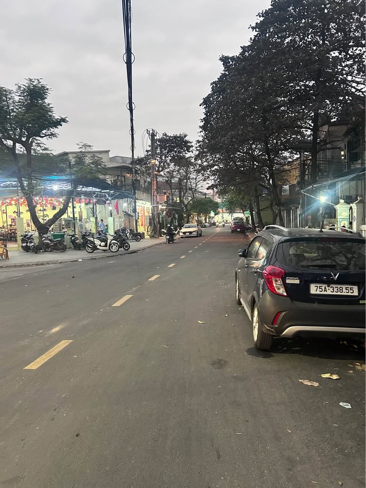 Nhà mặt tiền đường Lê Minh, TP Huế 108m² giá 3.5 tỷ - Vị trí kinh doanh sầm uất!