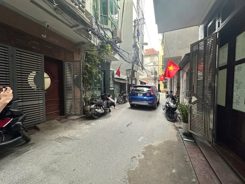 Nhà phân lô Cầu Diễn 40m² giá 11.5 tỷ - Đầu tư sinh lời ngay!