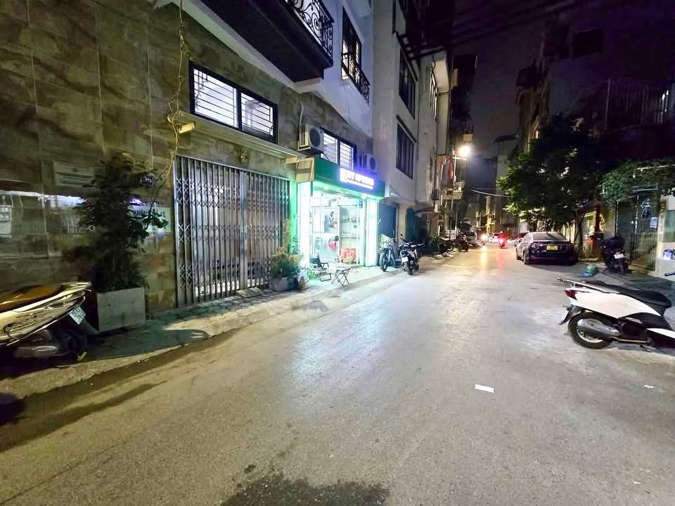 Nhà lô góc Khương Trung, Thanh Xuân 55m² giá 15 tỷ - Ô tô đỗ cửa, thiết kế hợp lý!