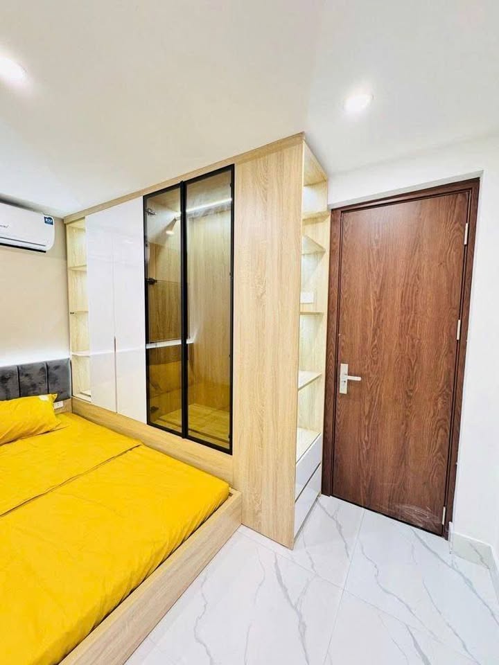 Căn hộ tập thể Nguyễn Hiền 65m² giá 4.45 tỷ - Full nội thất, ở ngay!