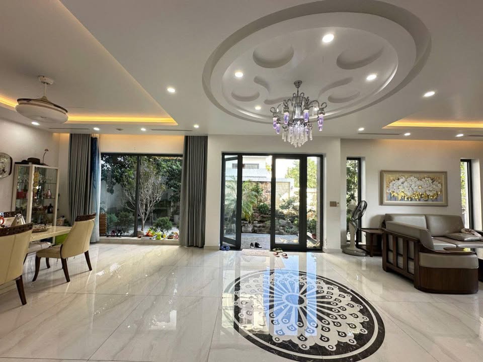 Biệt thự đường Võ Nguyên Giáp 270m² giá thỏa thuận - View công viên đẹp