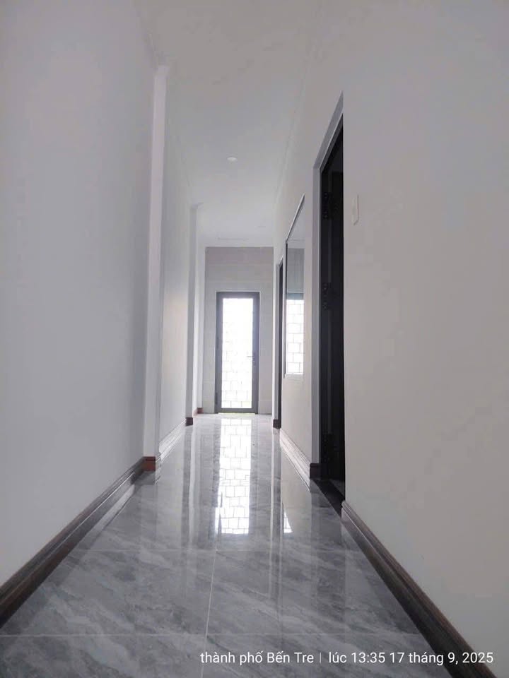 Nhà mặt tiền Phú Nhuận, Bến Tre 120m² giá 1.69 tỷ - Kinh doanh thuận lợi!