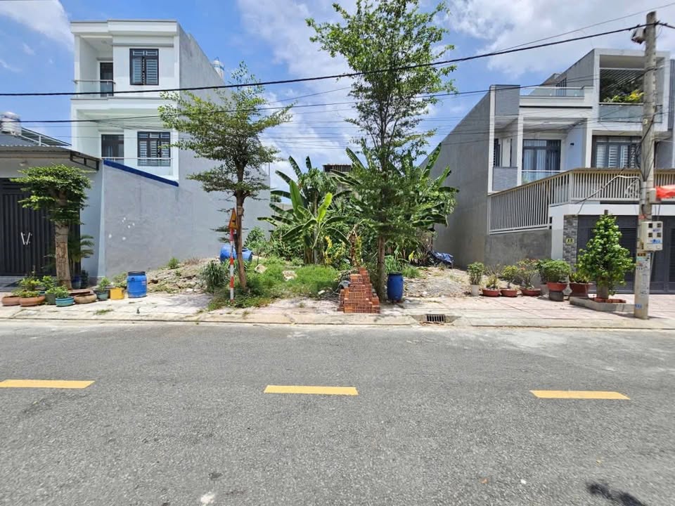 Đất nền KDC Đất Mới Dĩ An 113.2m² giá 3.7 tỷ - Thổ cư 100%, Sổ hồng riêng!