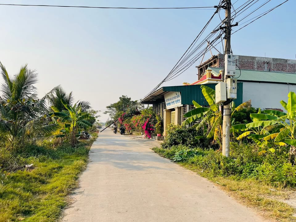 Đất nền Xã Hồi Ninh, Huyện Kim Sơn 2200m² - Đường lớn, hướng Đông Nam!