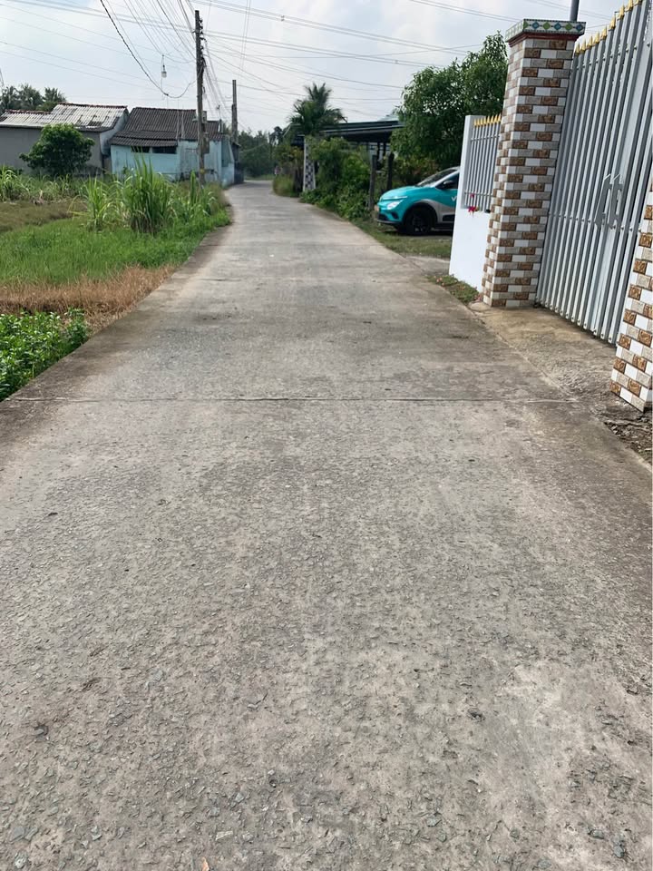 Đất nền xã Vĩnh Công, Tân Biên 1099m² giá 1.8 tỷ - Sổ hồng chính chủ, thương lượng tốt!