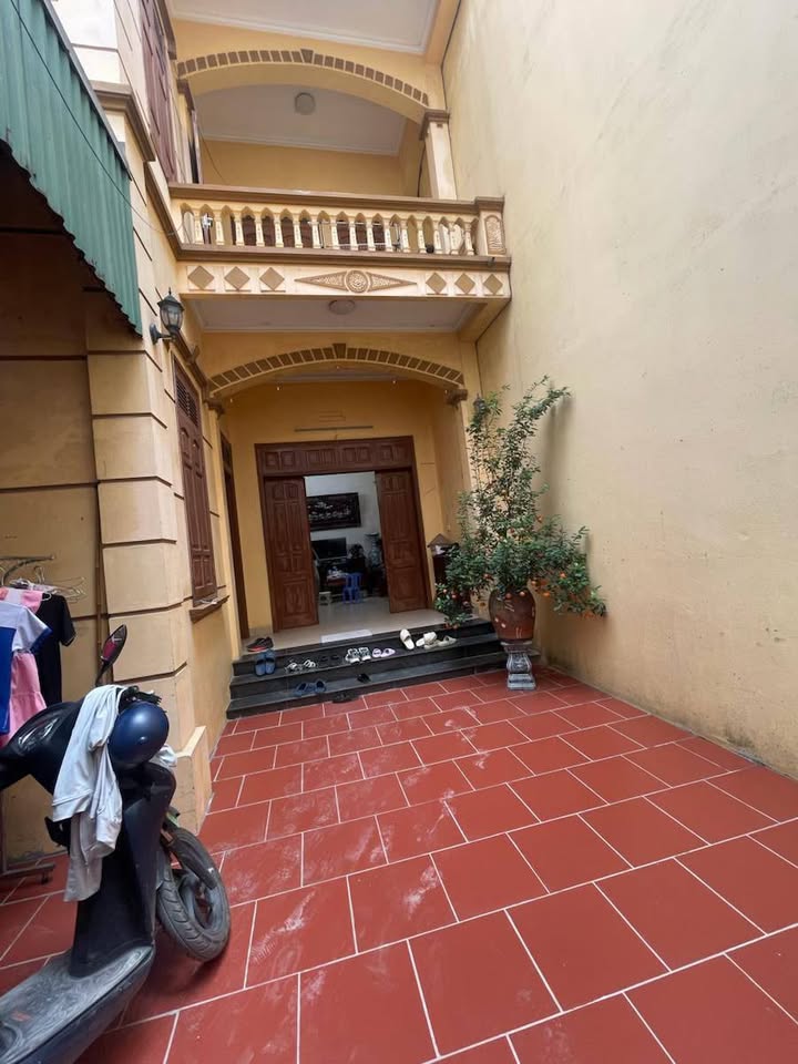 Nhà 4 tầng tại Phú Minh, Bắc Từ Liêm 100m² giá nhỉnh 13 tỷ - Tiềm năng đầu tư tốt!