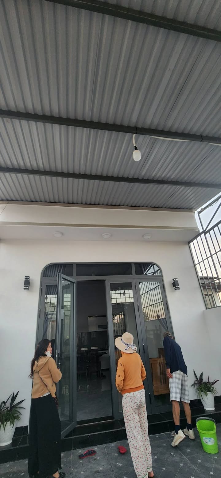 Nhà riêng Pleiku 115m² giá 1 tỷ - Dọn vô ở ngay!